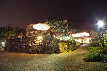 Zen And Pine Resort