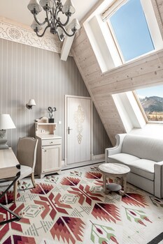 Aries Hotel & Spa