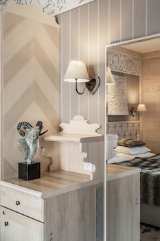 Aries Hotel & Spa