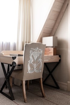 Aries Hotel & Spa