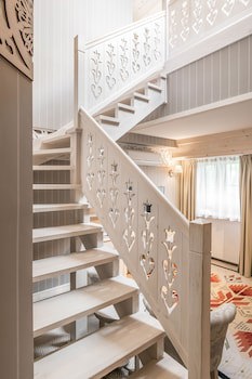 Aries Hotel & Spa