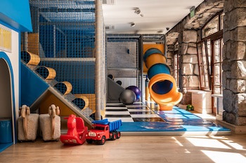Aries Hotel & Spa