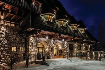 Aries Hotel & Spa