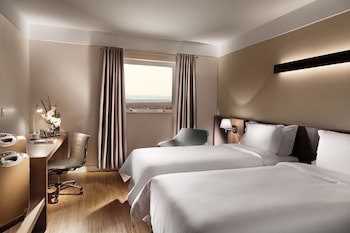 Delmond Hotel