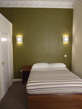 Glasgow House