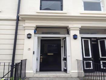 Glasgow House