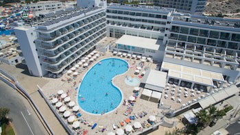 Tofinis Hotel fotoğrafı