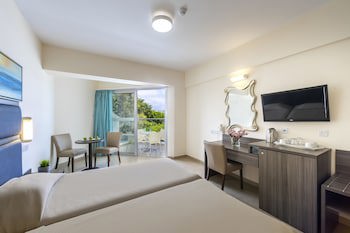 Tofinis Hotel galeri fotoğrafı