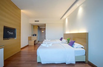 Crystal Crown Hotel Petaling Jaya