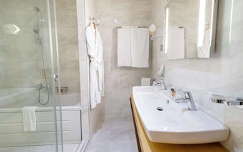 Best Western Premier Ark Hotel