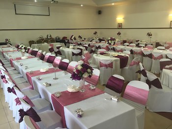 Riverside Hotel And Conference Centre