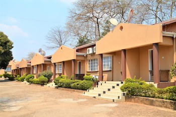 Riverside Hotel And Conference Centre