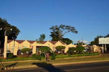 Riverside Hotel And Conference Centre
