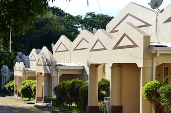 Riverside Hotel And Conference Centre
