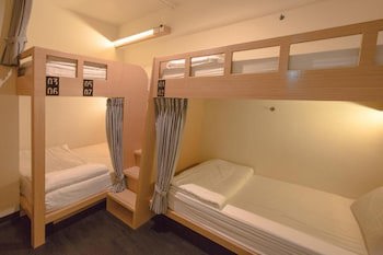 Fun Inn Taipei Hostel