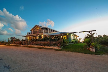 Villa Allamanda