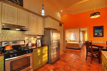 Villa Allamanda