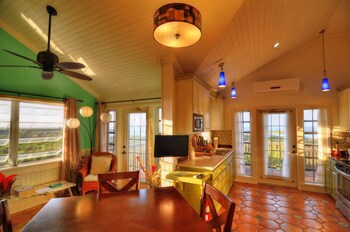 Villa Allamanda