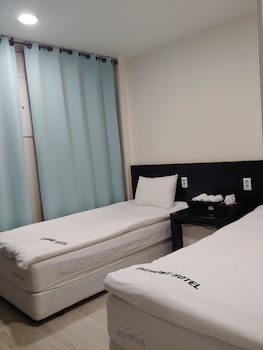 Ekonomy Hotel Gumi