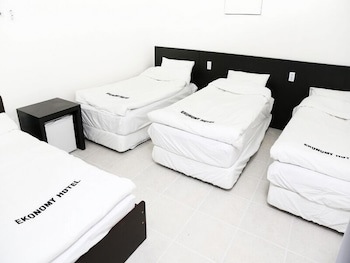 Ekonomy Hotel Gumi