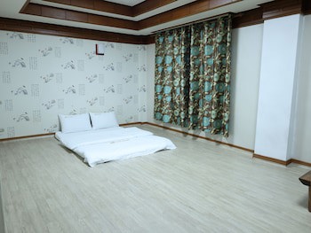 Andong Park Hotel