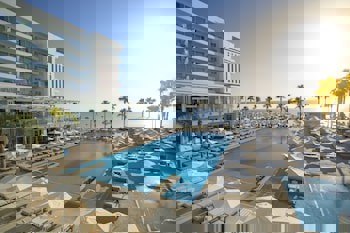 Constantinos The Great Beach Hotel