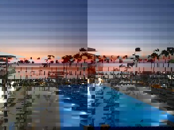 Constantinos The Great Beach Hotel