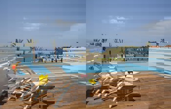 King Evelthon Beach Hotel & Resort