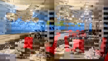 King Evelthon Beach Hotel & Resort