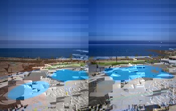 King Evelthon Beach Hotel & Resort