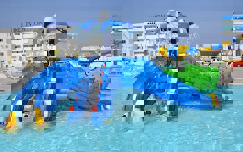 King Evelthon Beach Hotel & Resort