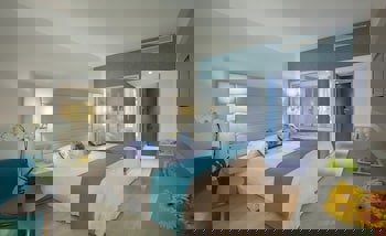 King Evelthon Beach Hotel & Resort