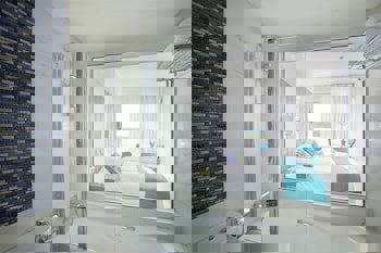 King Evelthon Beach Hotel & Resort