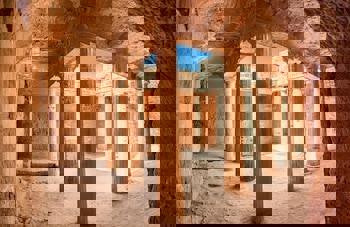 King Evelthon Beach Hotel & Resort