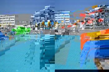 King Evelthon Beach Hotel & Resort