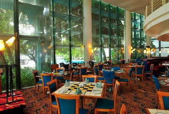 Parkcity Everly Hotel