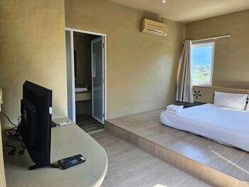 Aurora Resort