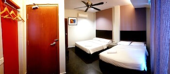 Golden Court Hotel