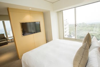 Freshfields Hotel