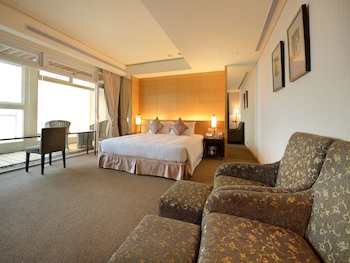 Freshfields Hotel