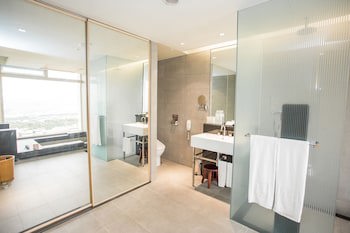 Freshfields Hotel