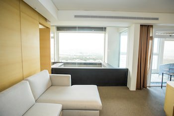 Freshfields Hotel