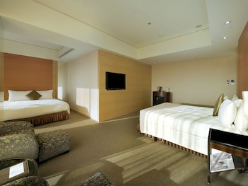 Freshfields Hotel