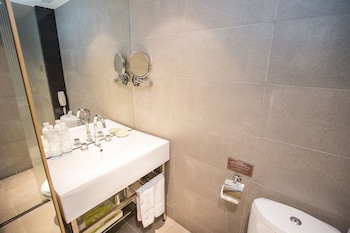 Freshfields Hotel