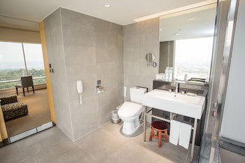 Freshfields Hotel