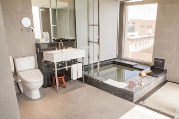Freshfields Hotel