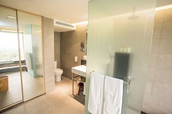 Freshfields Hotel