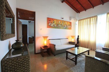 Amaara Sky Hotel