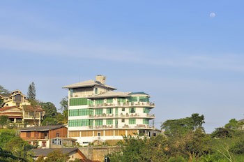 Amaara Sky Hotel