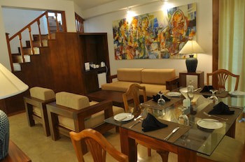 Amaara Sky Hotel